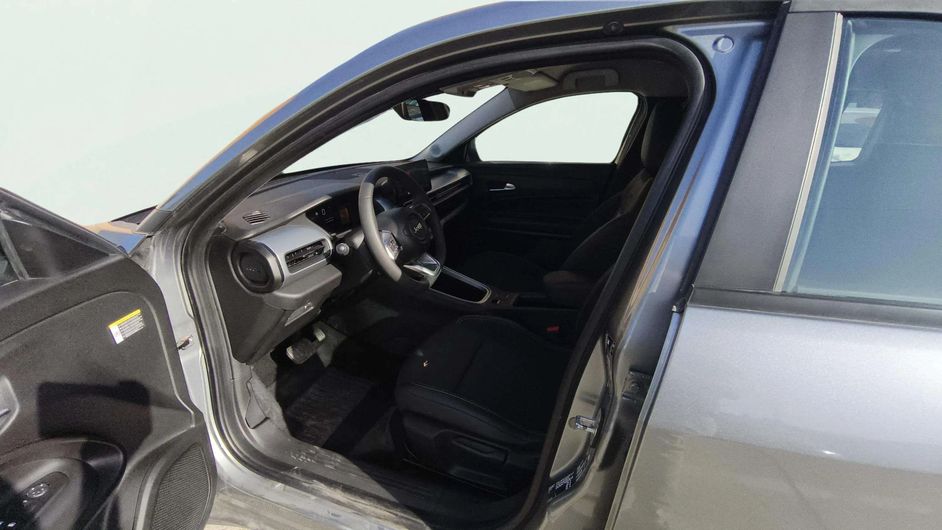Jeep Avenger 1.2 eHybrid Altitude - foto 13