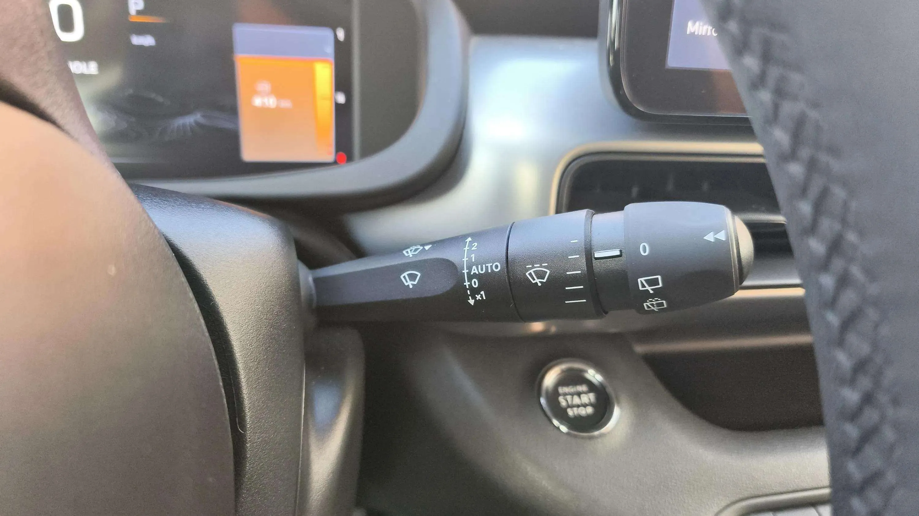 Jeep Avenger 1.2 eHybrid Altitude - foto 20