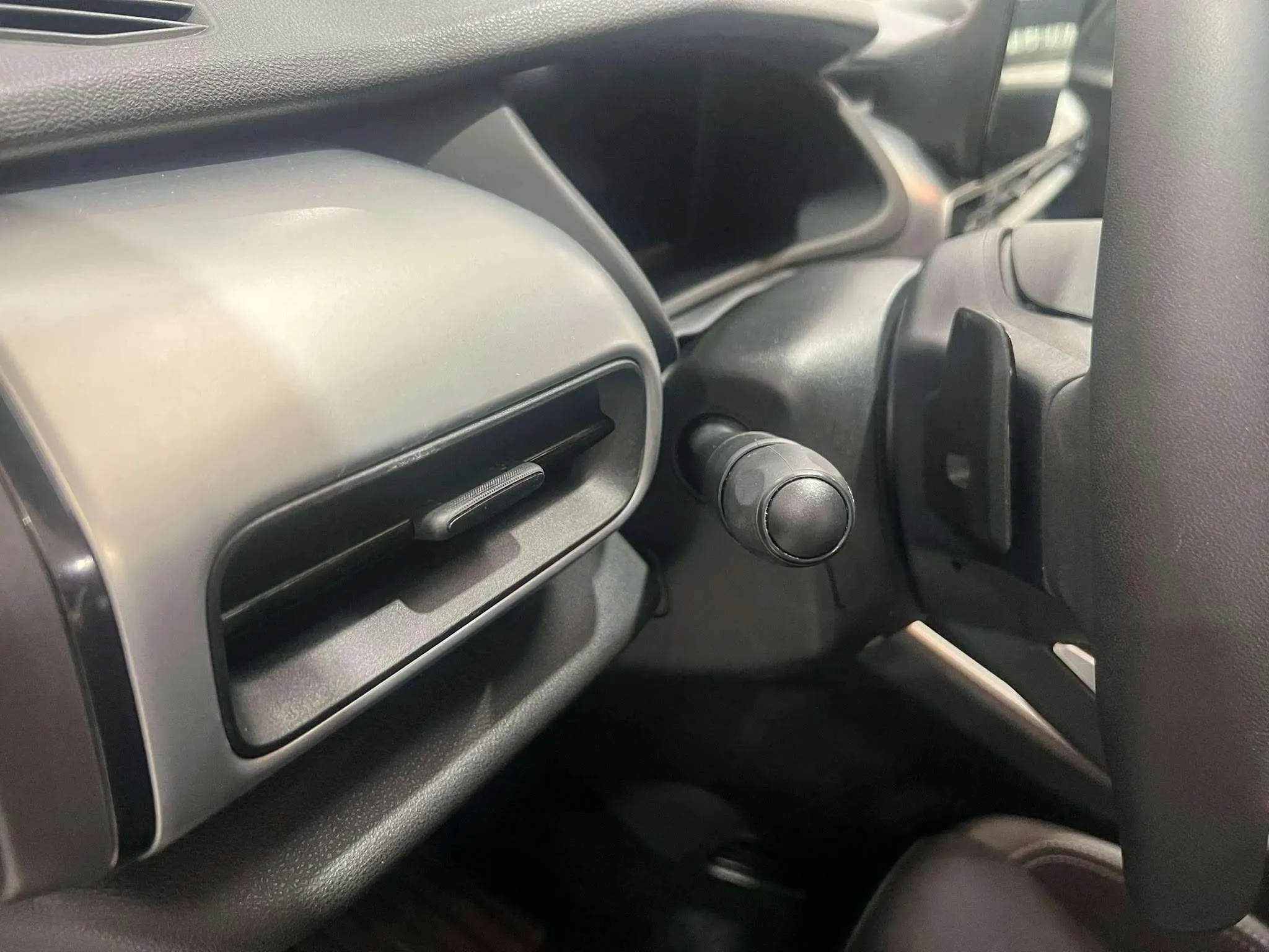 Jeep Avenger 1.2 eHybrid Altitude - foto 20