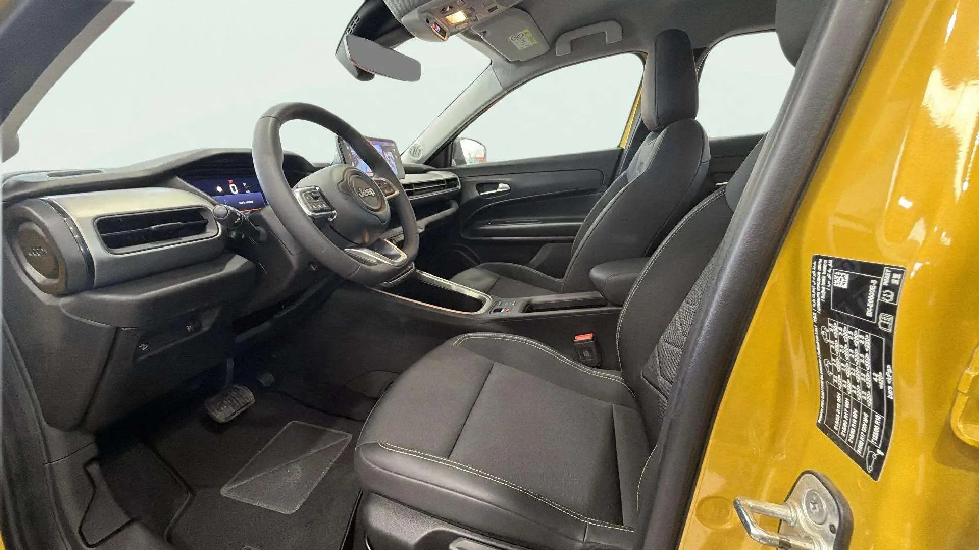 Jeep Avenger 1.2 eHybrid Altitude - foto 12