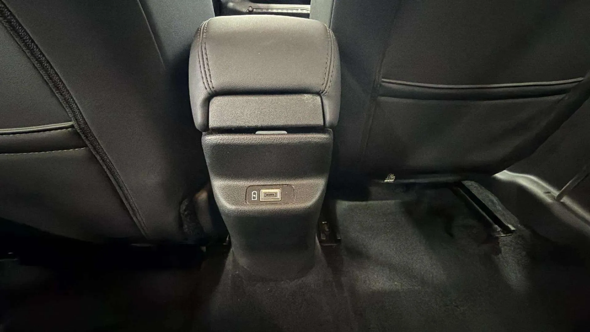 Jeep Avenger 1.2 eHybrid Altitude - foto 20