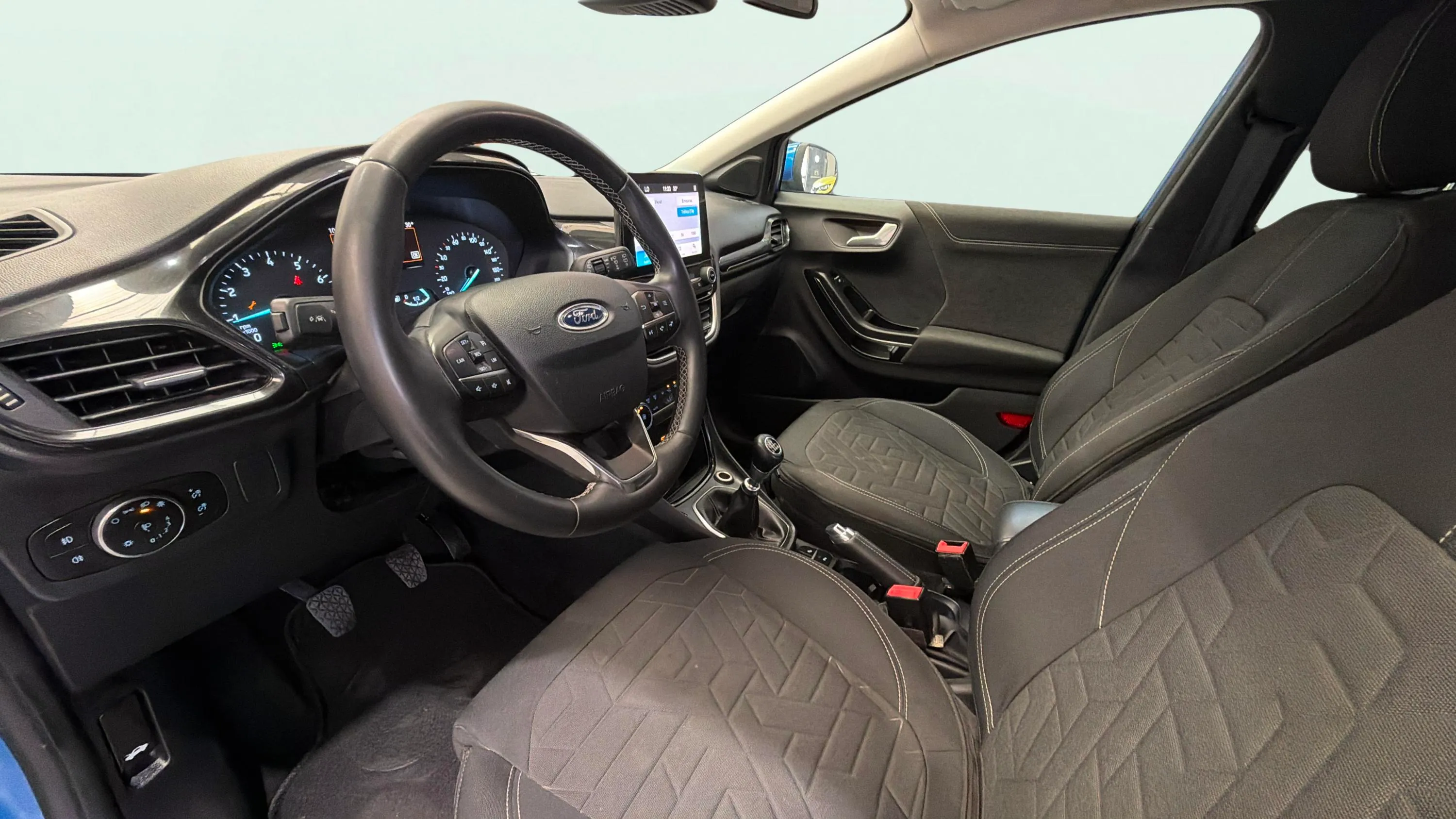 Ford Puma 1.0 EcoBoost Titanium Design MHEV - foto 13