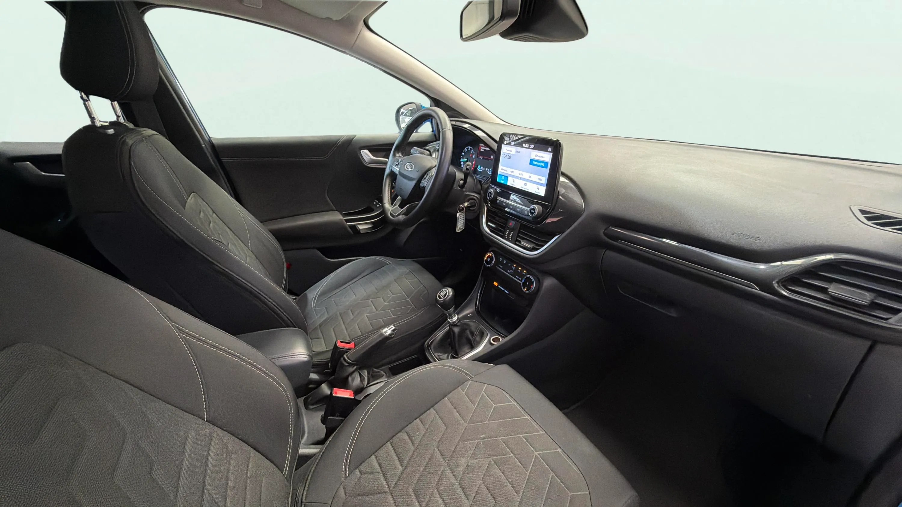 Ford Puma 1.0 EcoBoost Titanium Design MHEV - foto 14
