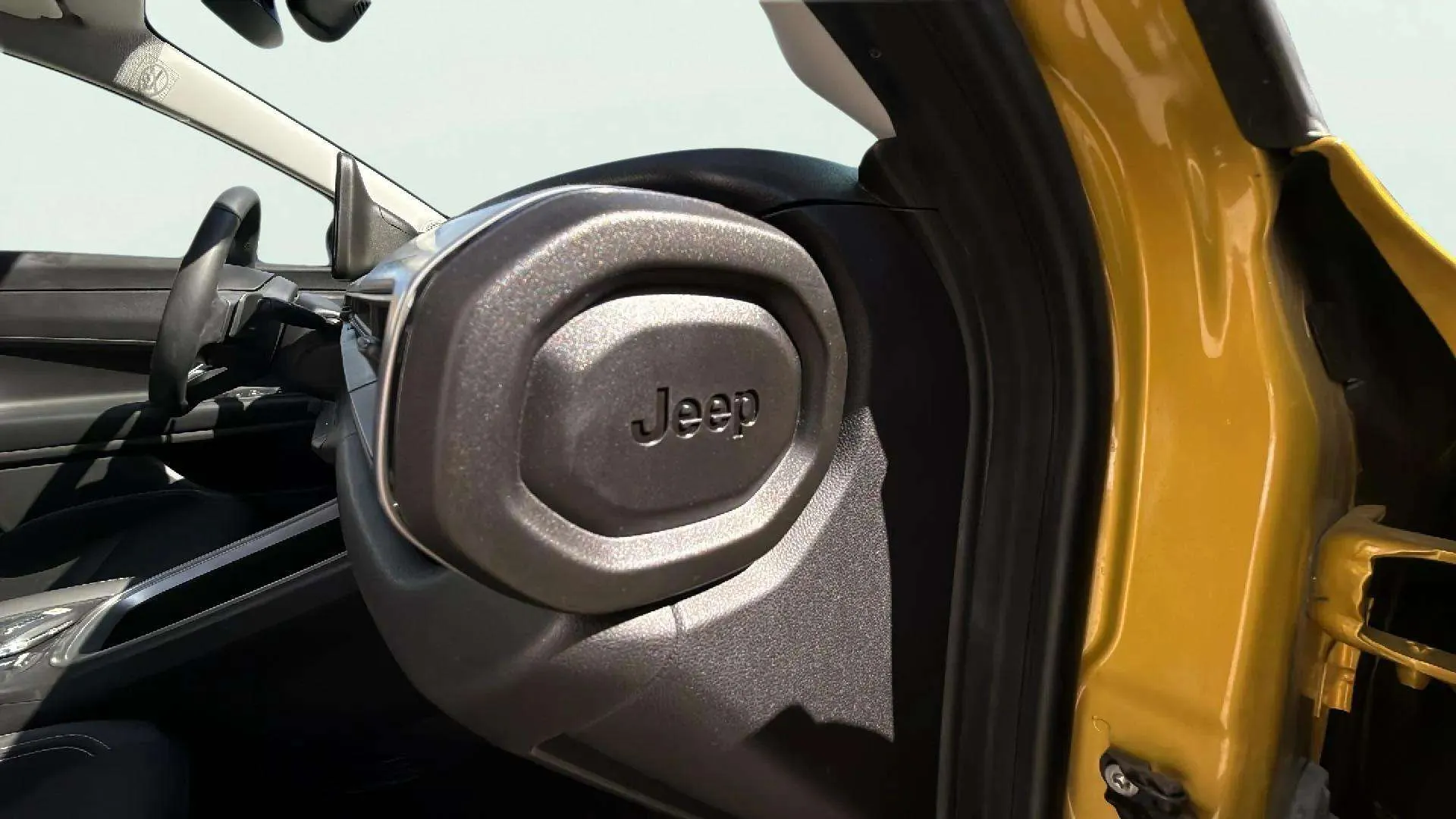 Jeep Avenger 1.2 eHybrid Altitude - foto 18