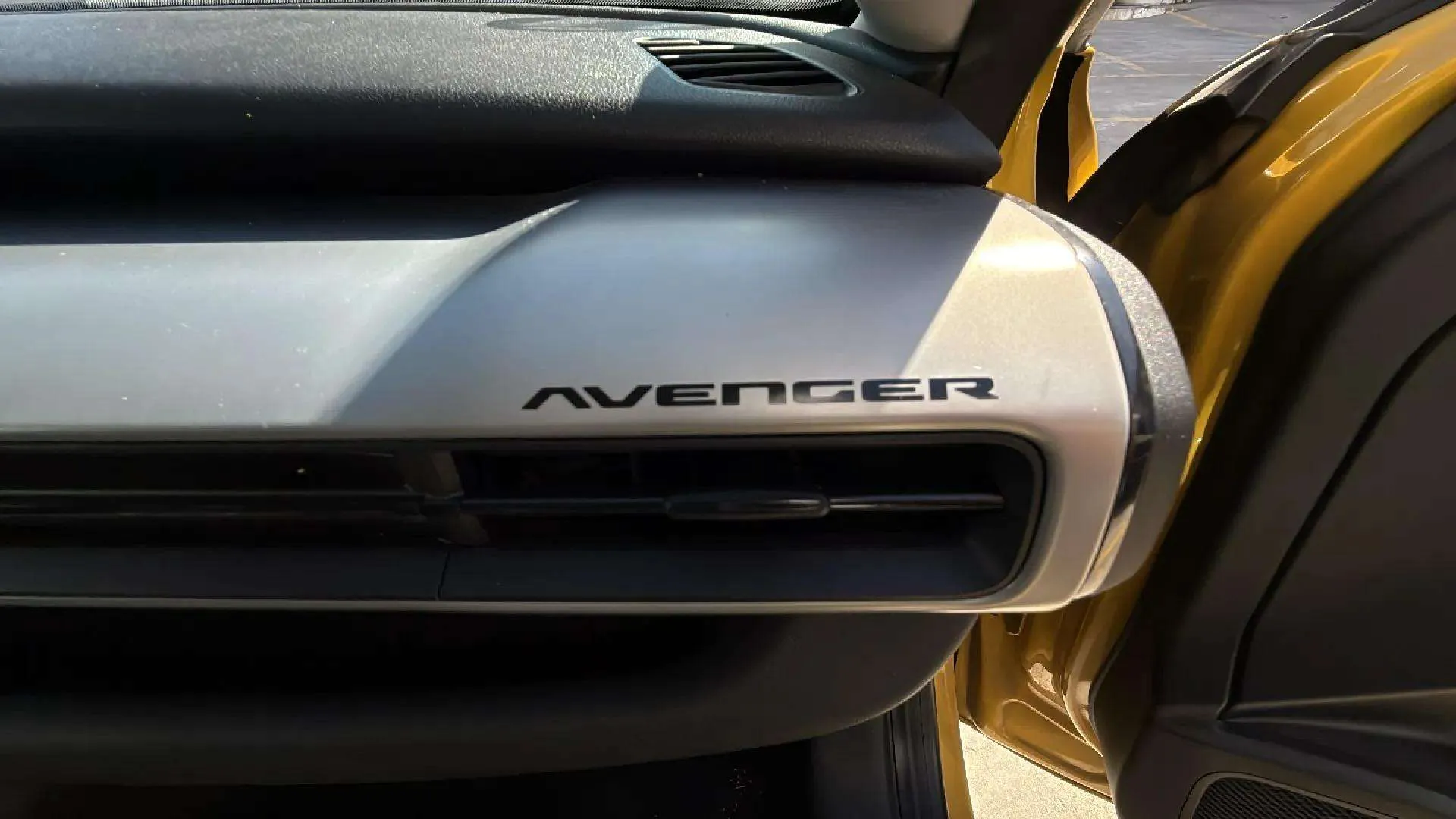 Jeep Avenger 1.2 eHybrid Altitude - foto 17