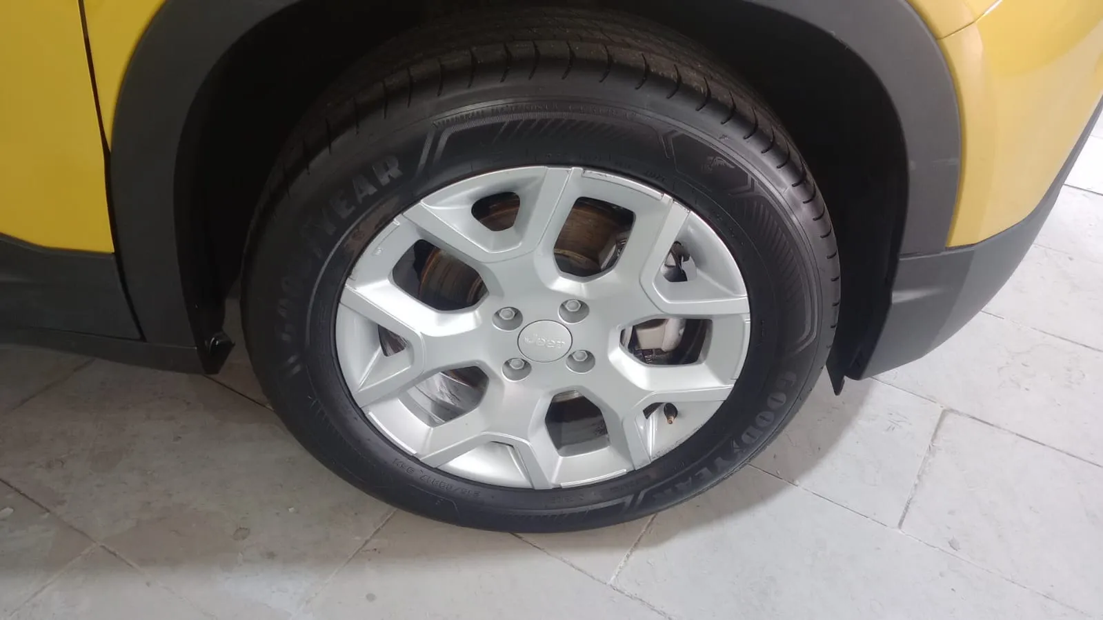 Jeep Avenger 1.2 eHybrid Altitude - foto 17