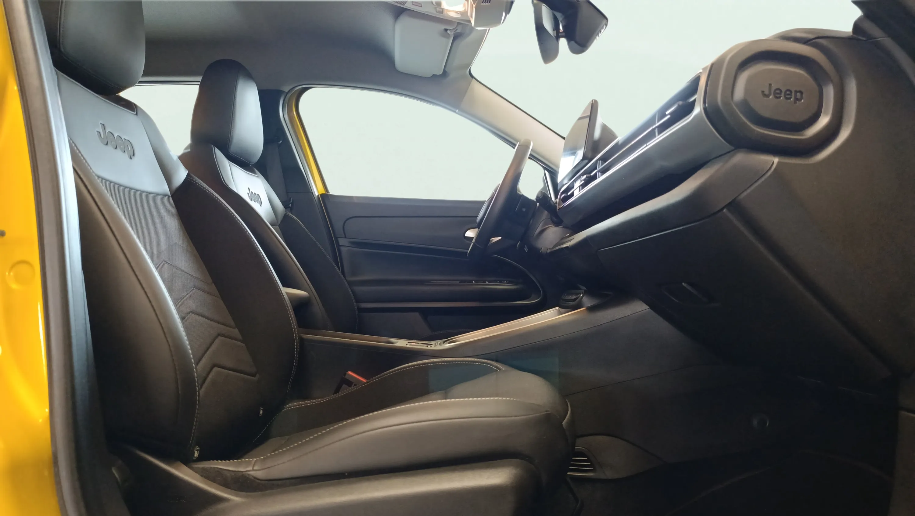 Jeep Avenger 1.2 eHybrid Altitude - foto 34