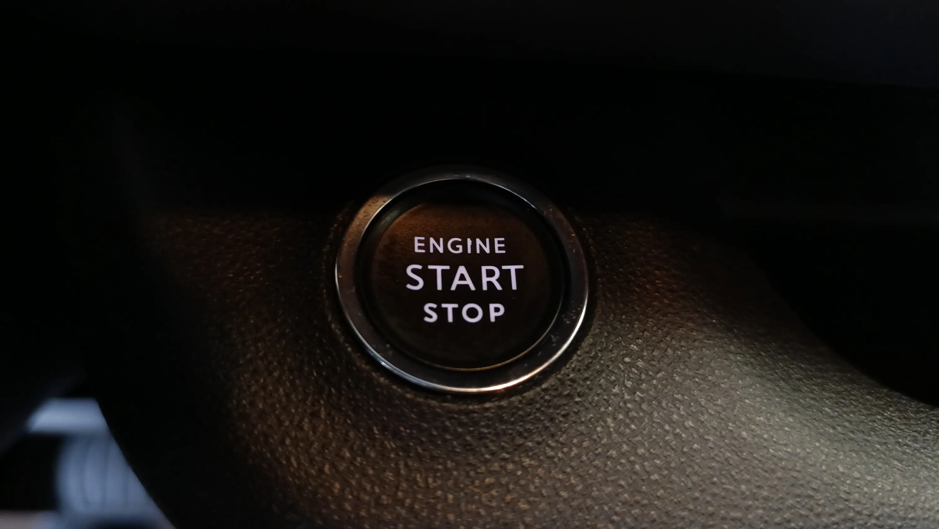 Jeep Avenger 1.2 eHybrid Altitude - foto 26