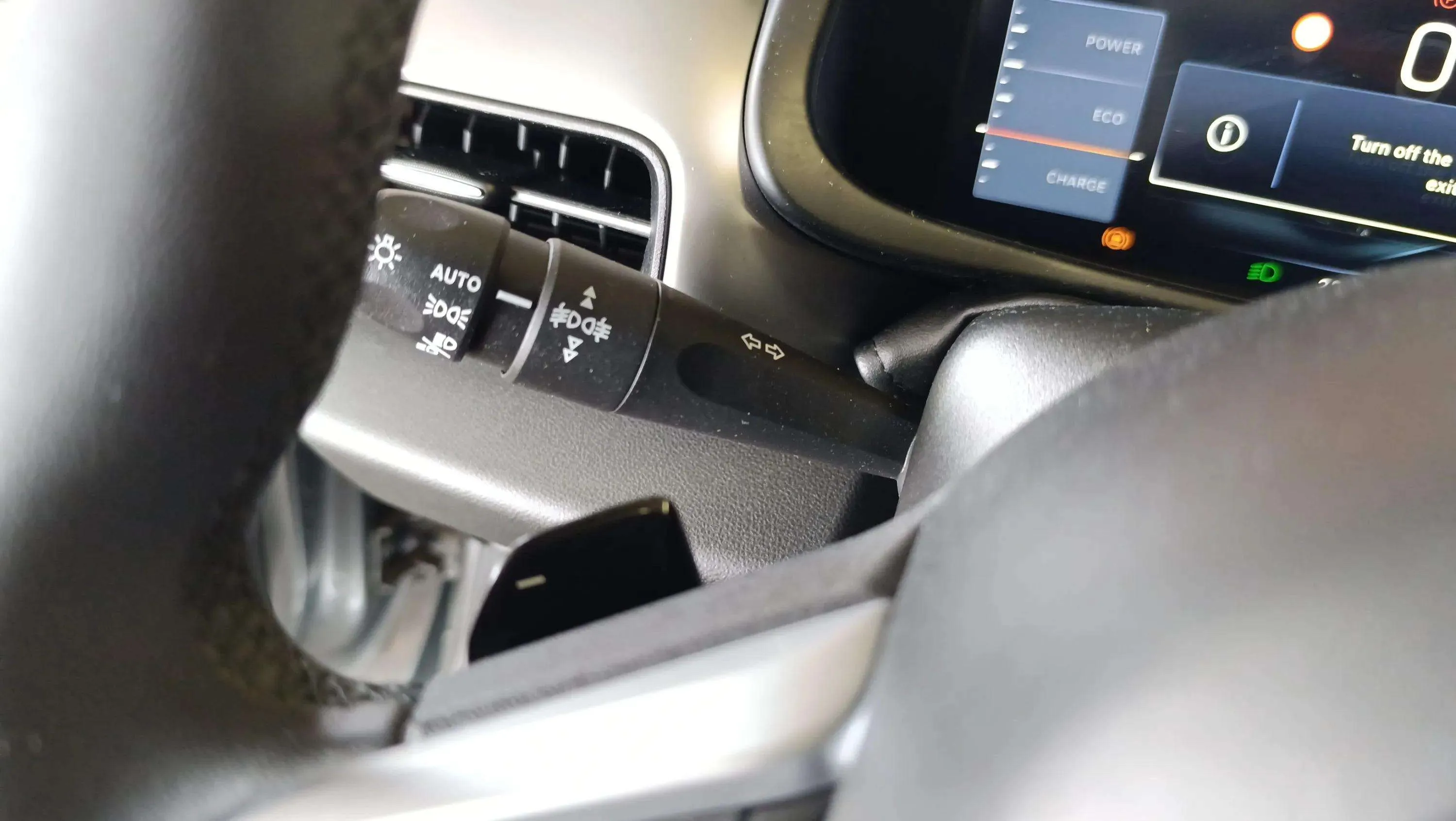 Jeep Avenger 1.2 eHybrid Altitude - foto 12