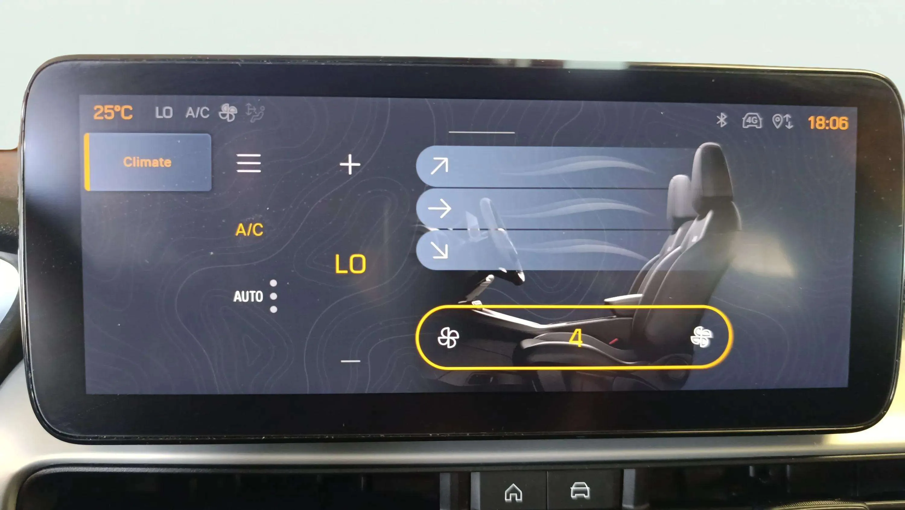 Jeep Avenger 1.2 eHybrid Altitude - foto 21