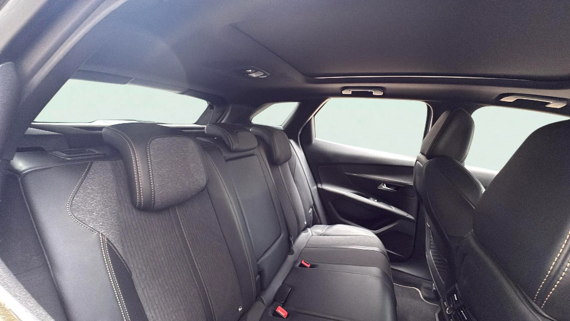 Peugeot 3008 1.2 PureTech GT Line - foto 14