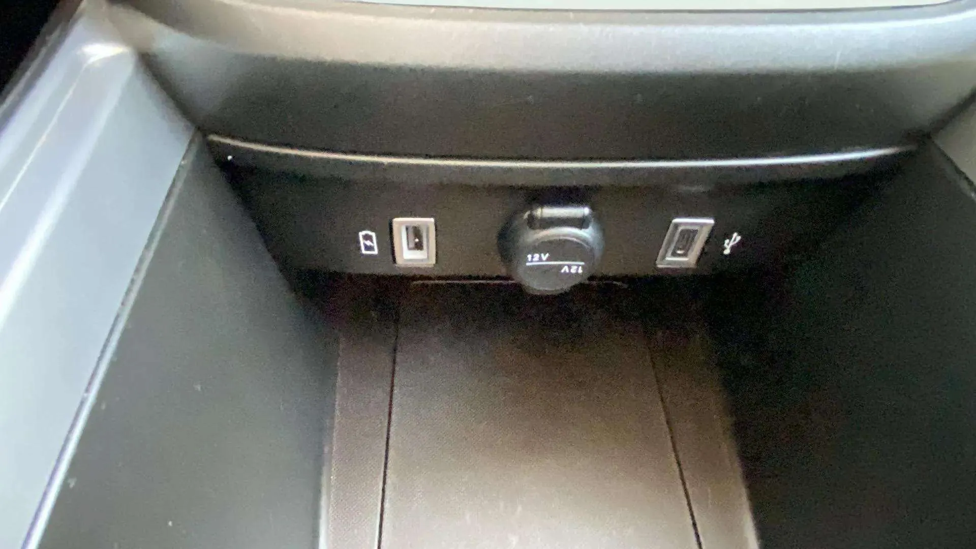 Jeep Avenger 1.2 eHybrid Altitude - foto 28