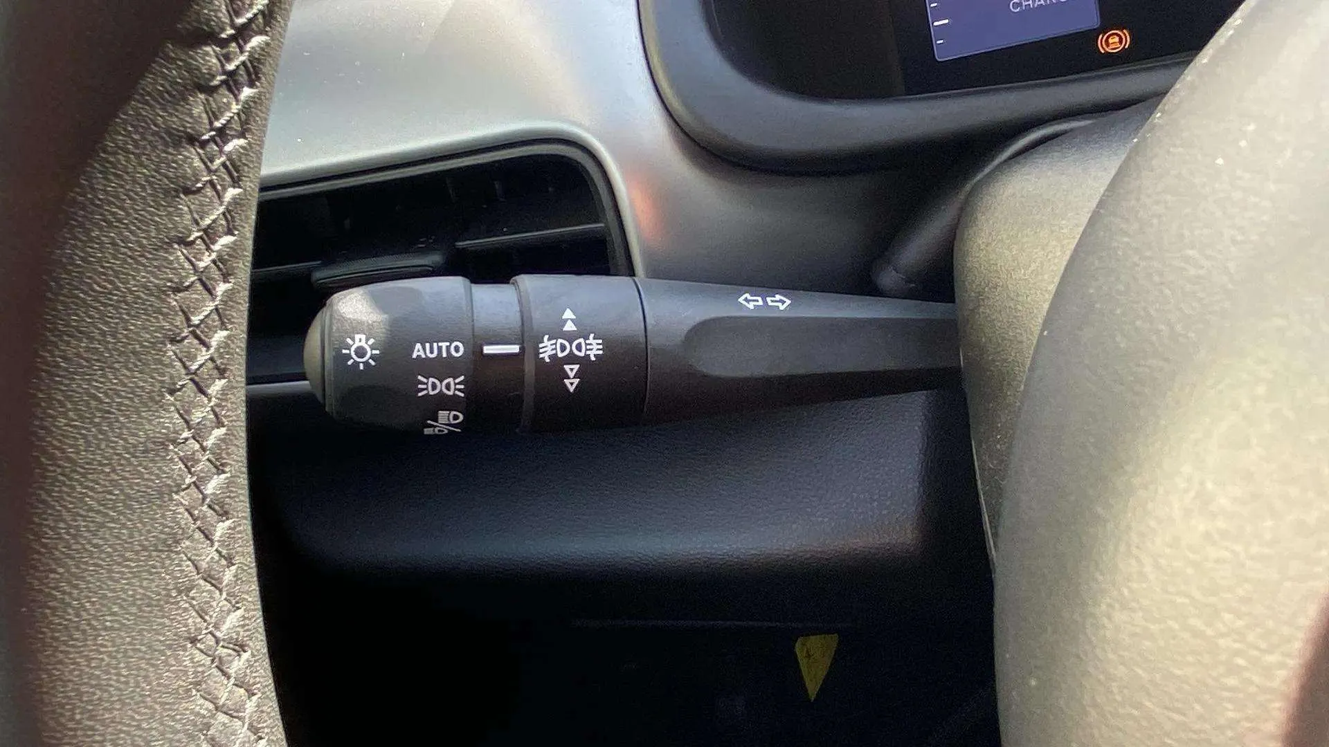 Jeep Avenger 1.2 eHybrid Altitude - foto 32