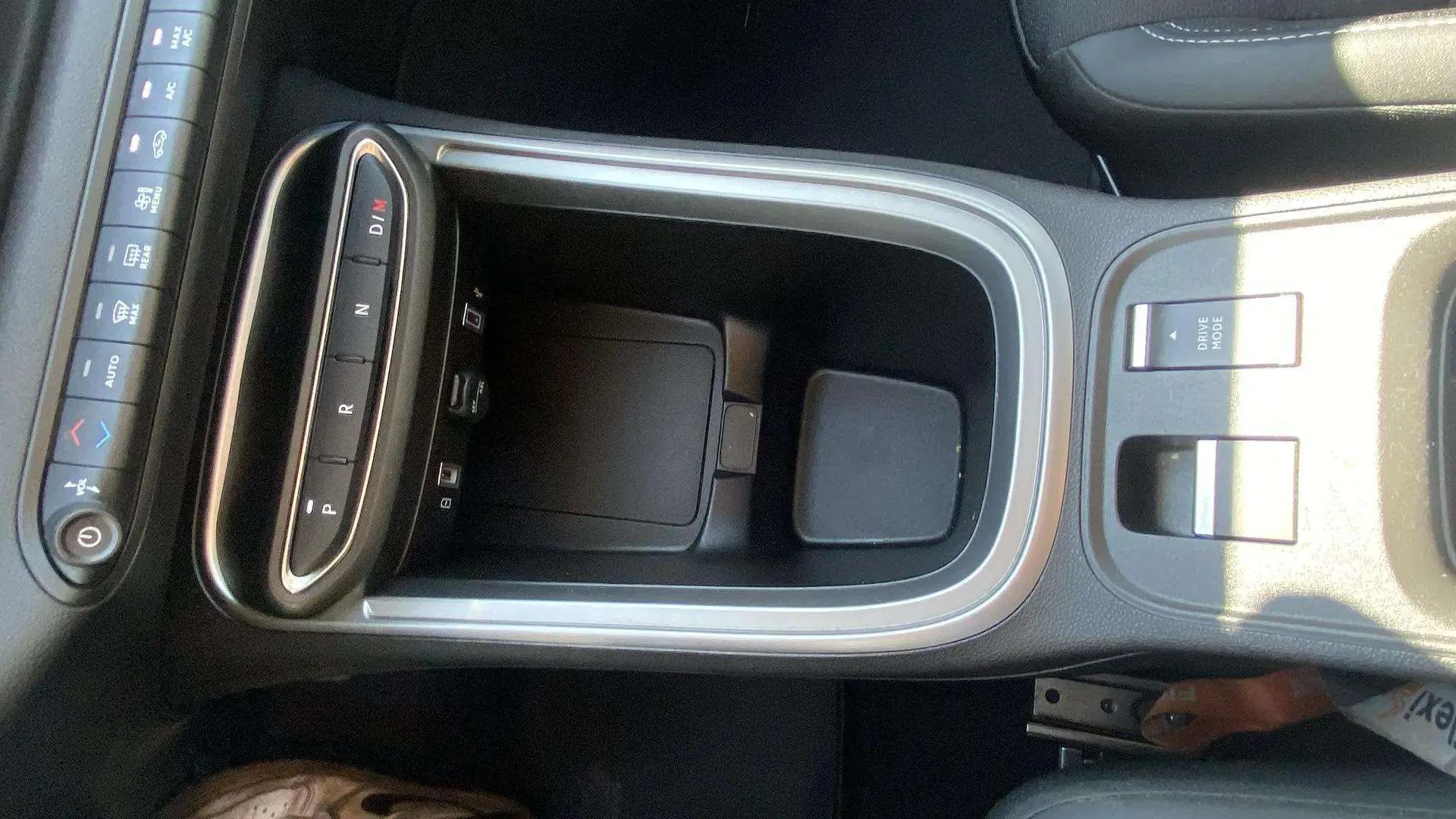 Jeep Avenger 1.2 eHybrid Altitude - foto 28