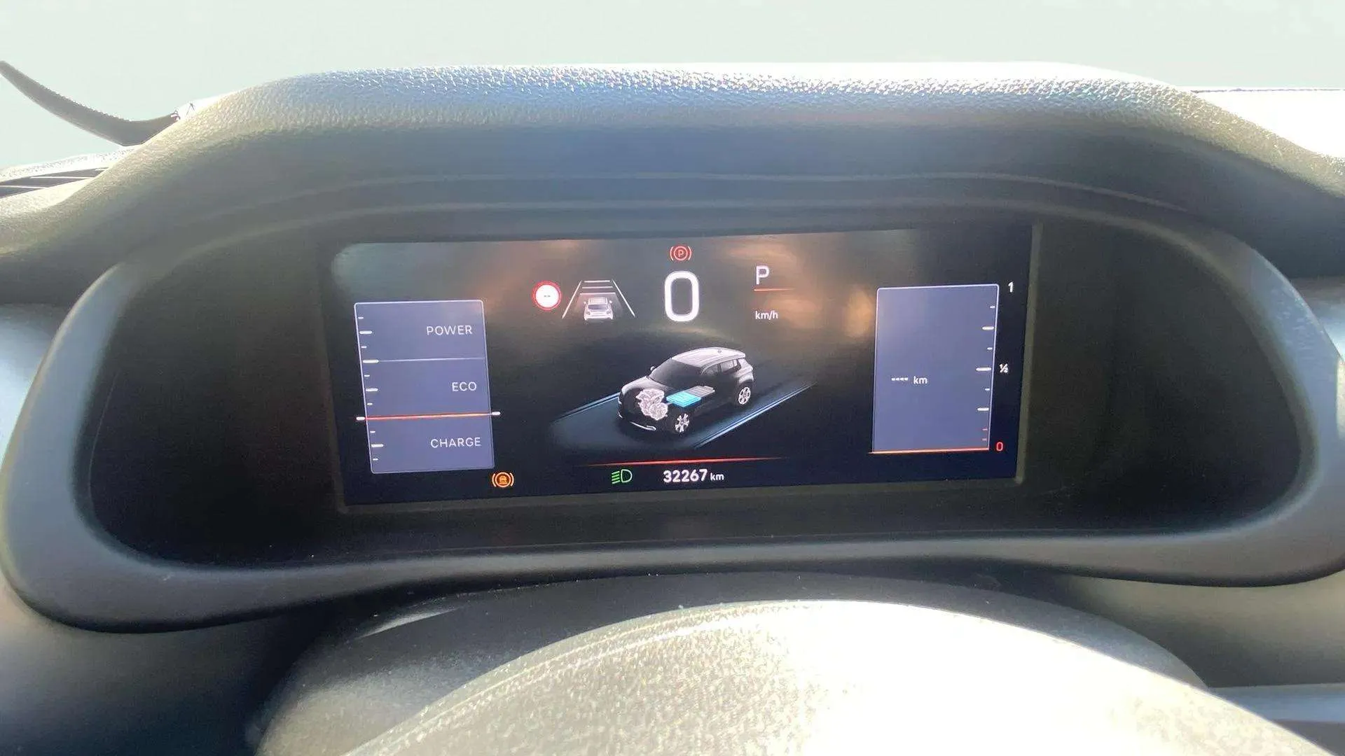 Jeep Avenger 1.2 eHybrid Altitude - foto 12