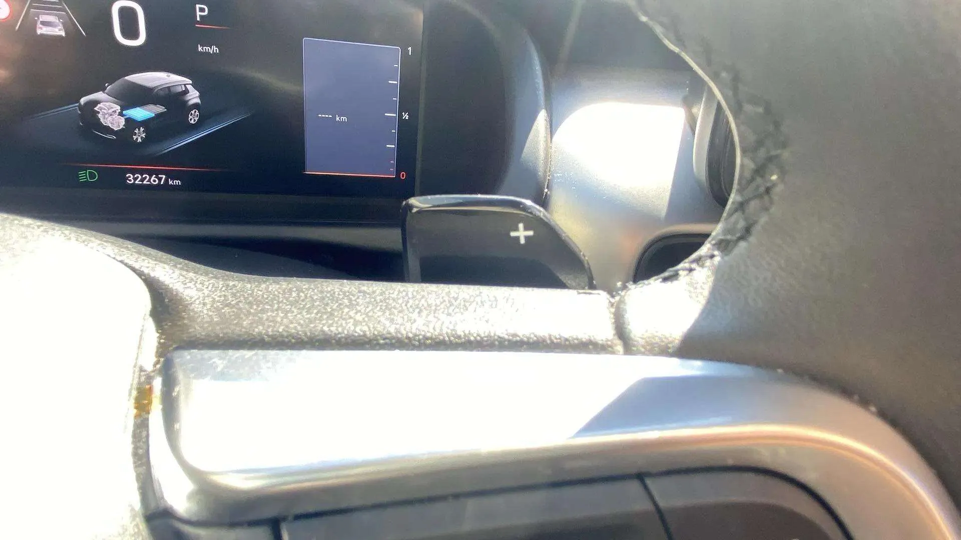 Jeep Avenger 1.2 eHybrid Altitude - foto 31