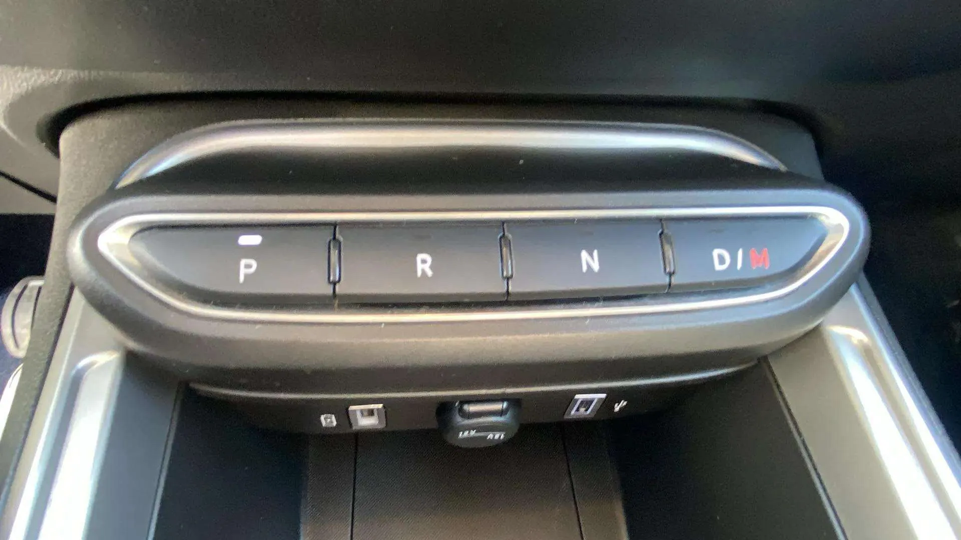 Jeep Avenger 1.2 eHybrid Altitude - foto 11