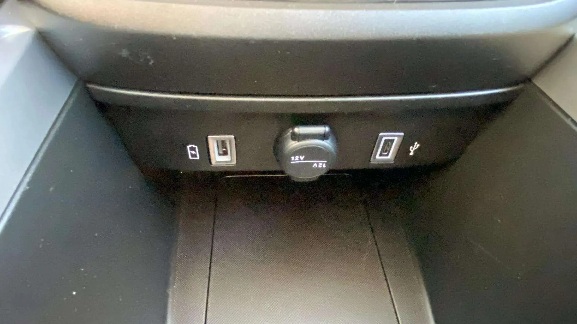 Jeep Avenger 1.2 eHybrid Altitude - foto 26
