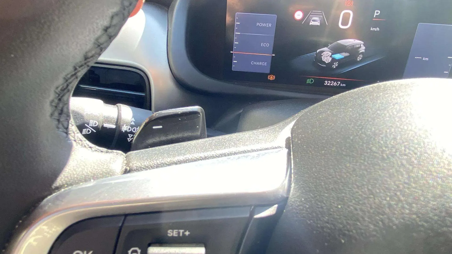 Jeep Avenger 1.2 eHybrid Altitude - foto 30