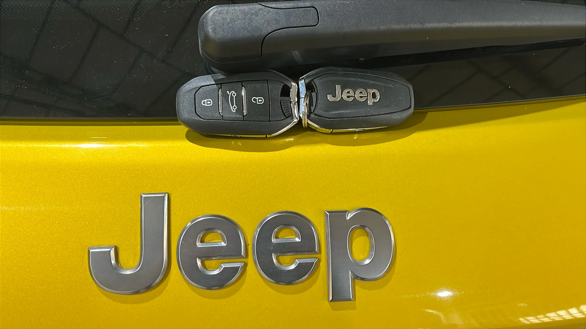 Jeep Avenger 1.2 eHybrid Altitude - foto 21