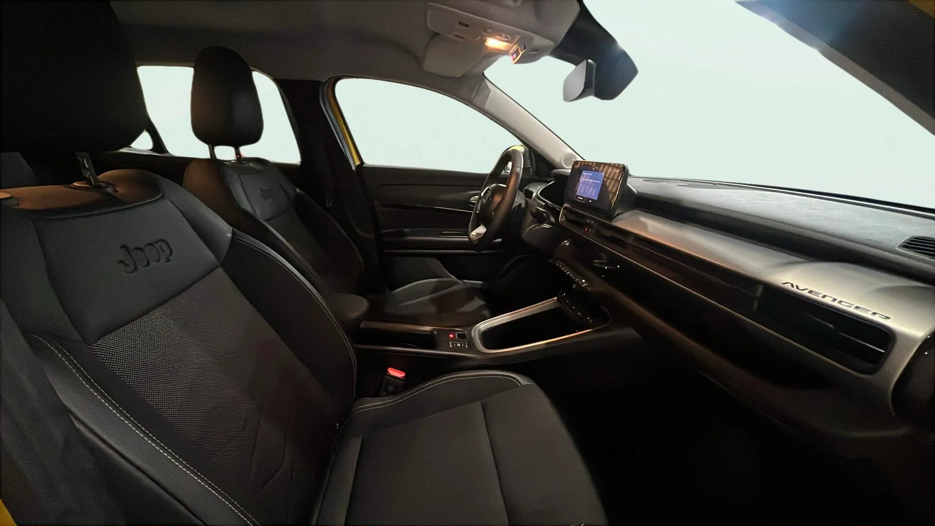 Jeep Avenger 1.2 eHybrid Altitude - foto 17