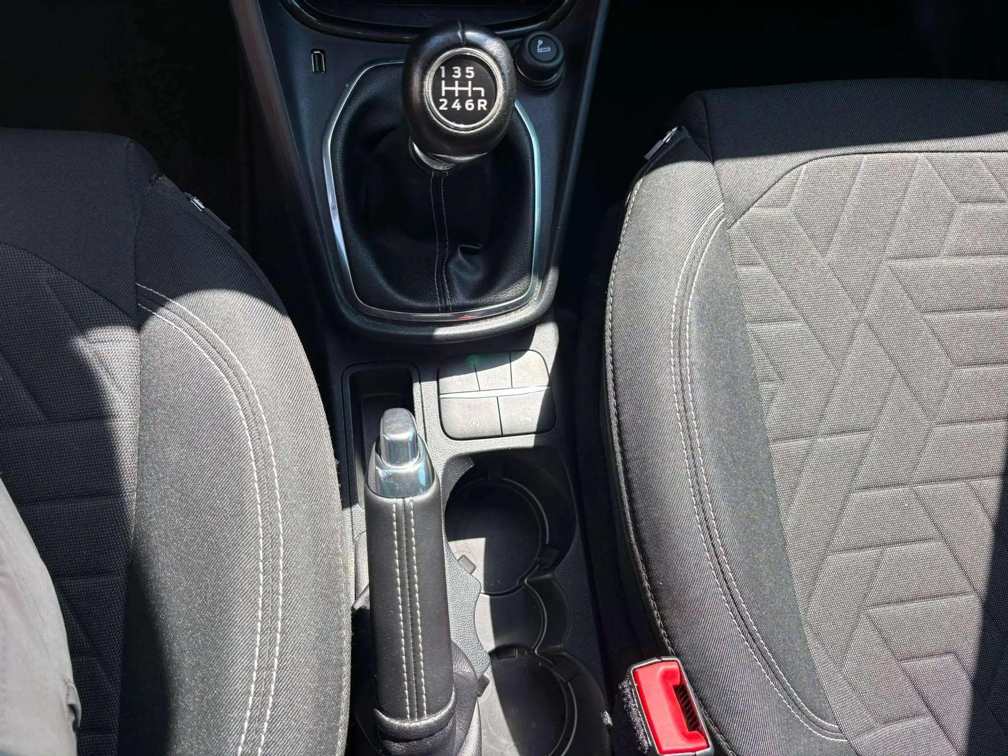 Ford Puma 1.0 EcoBoost Titanium Design MHEV - foto 7