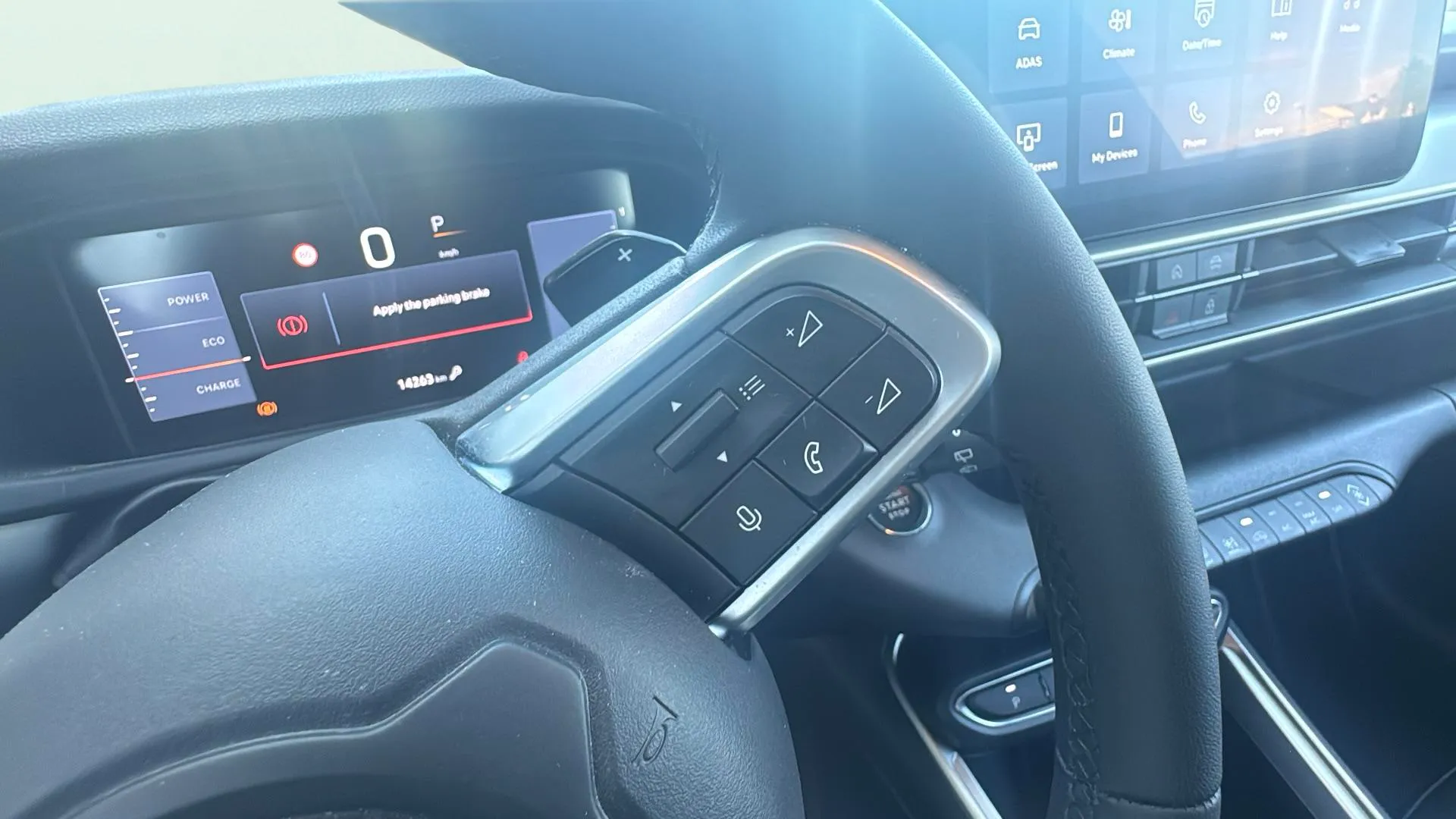 Jeep Avenger 1.2 eHybrid Altitude - foto 21