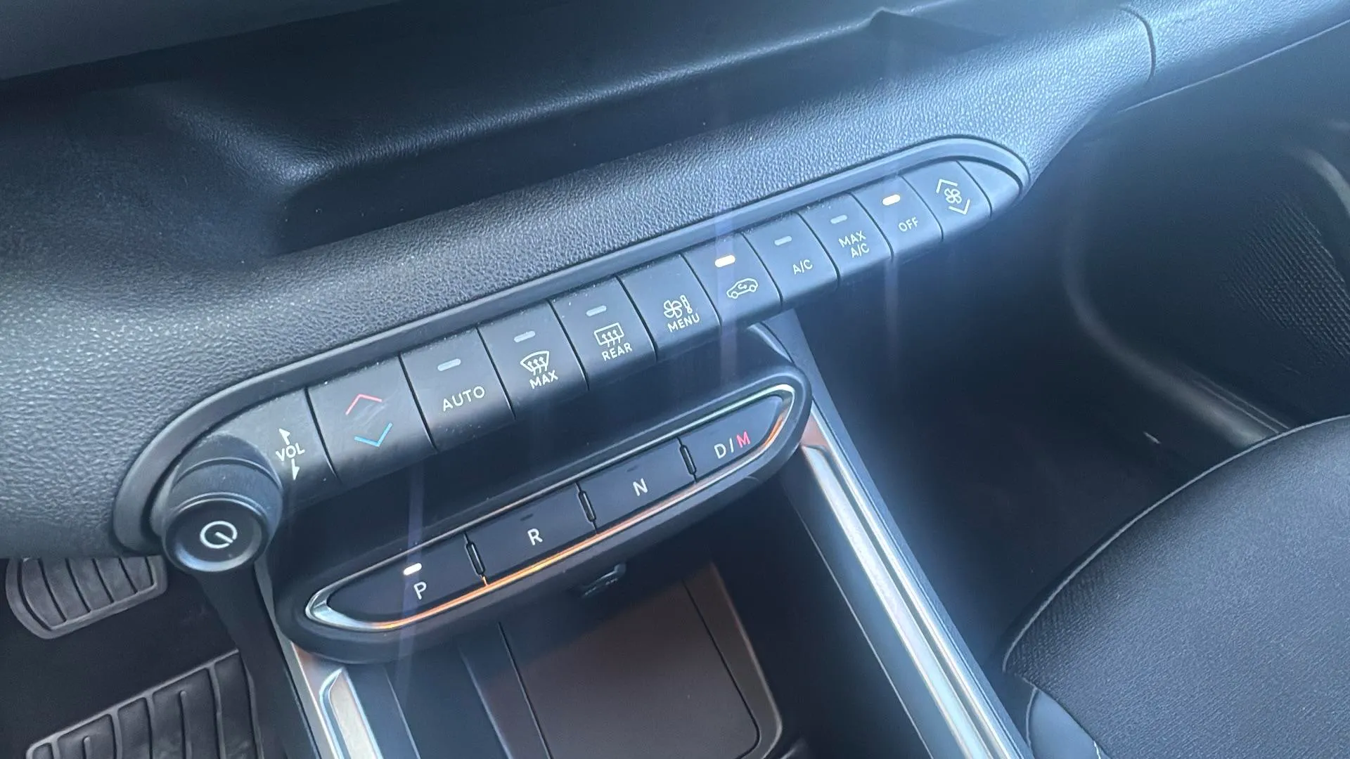 Jeep Avenger 1.2 eHybrid Altitude - foto 19