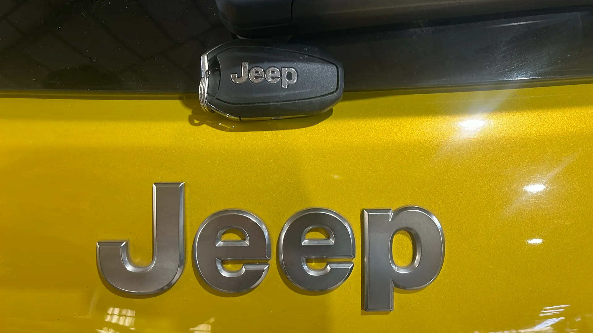Jeep Avenger 1.2 eHybrid Altitude - foto 19