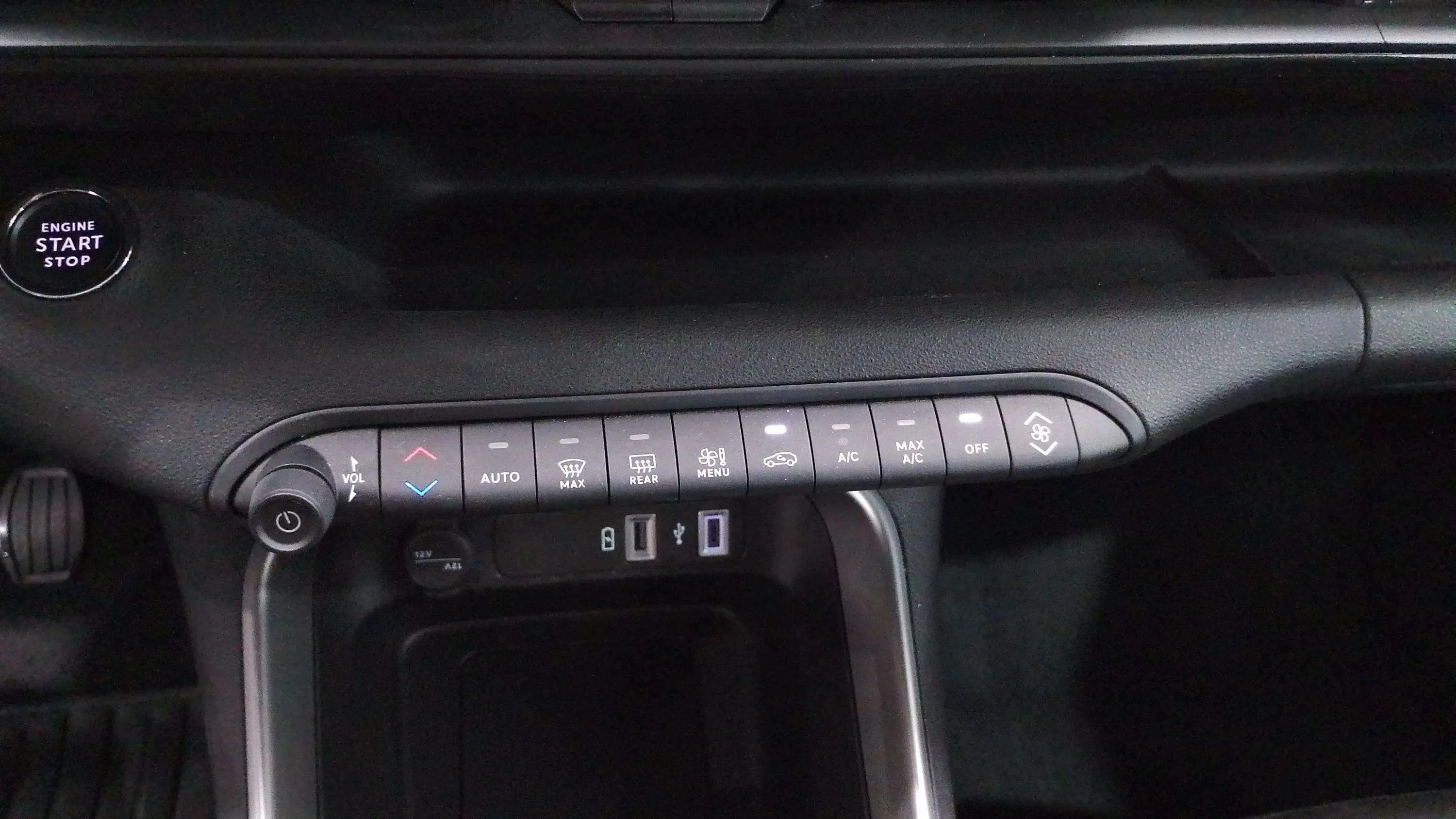 Jeep Avenger 1.2 G Altitude - foto 21