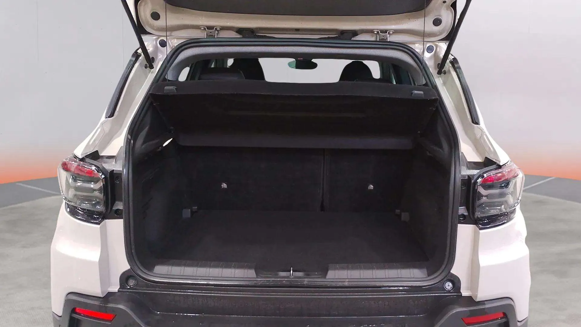 Jeep Avenger 1.2 G Altitude - foto 16