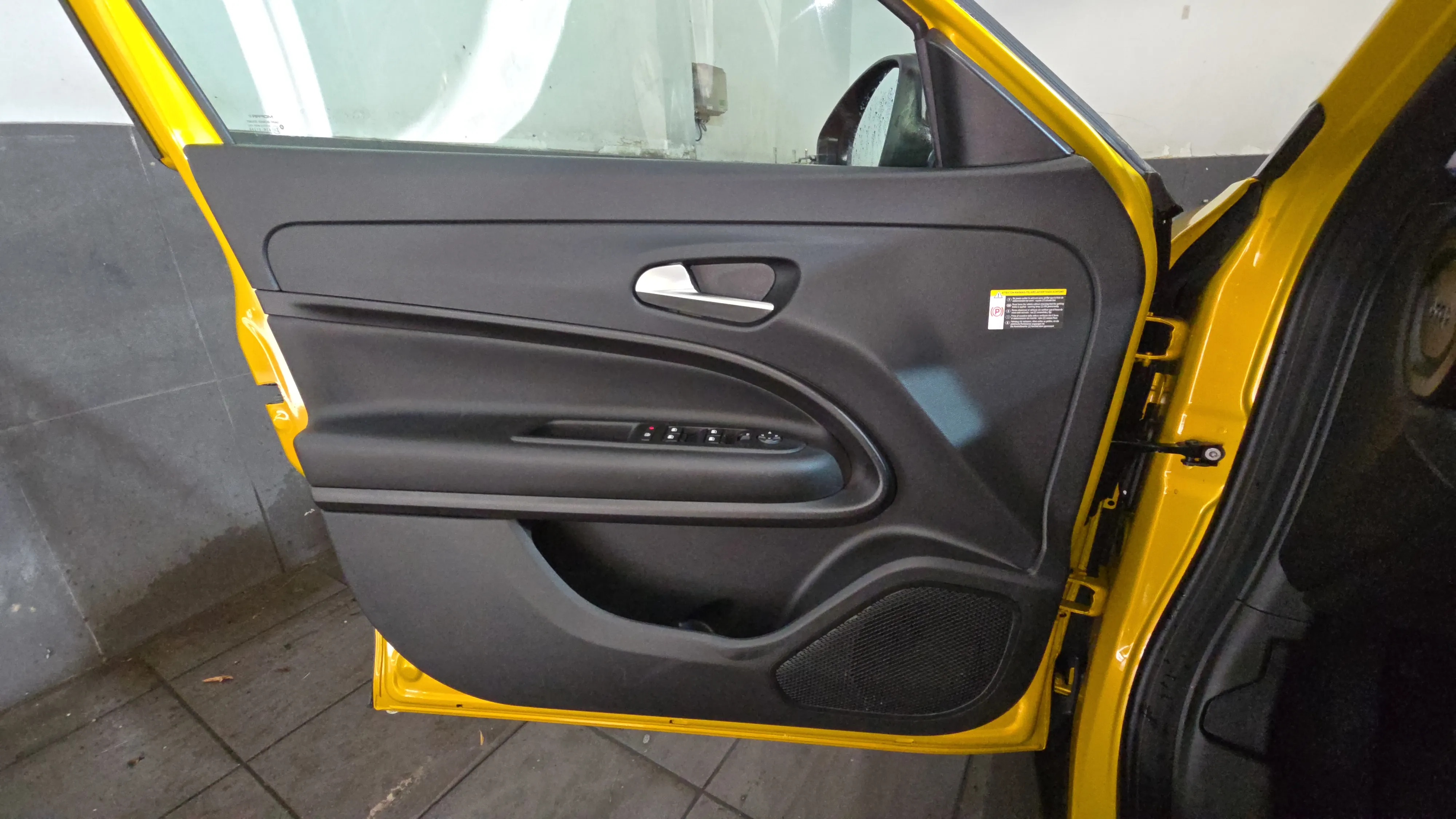 Jeep Avenger 1.2 G Altitude - foto 16