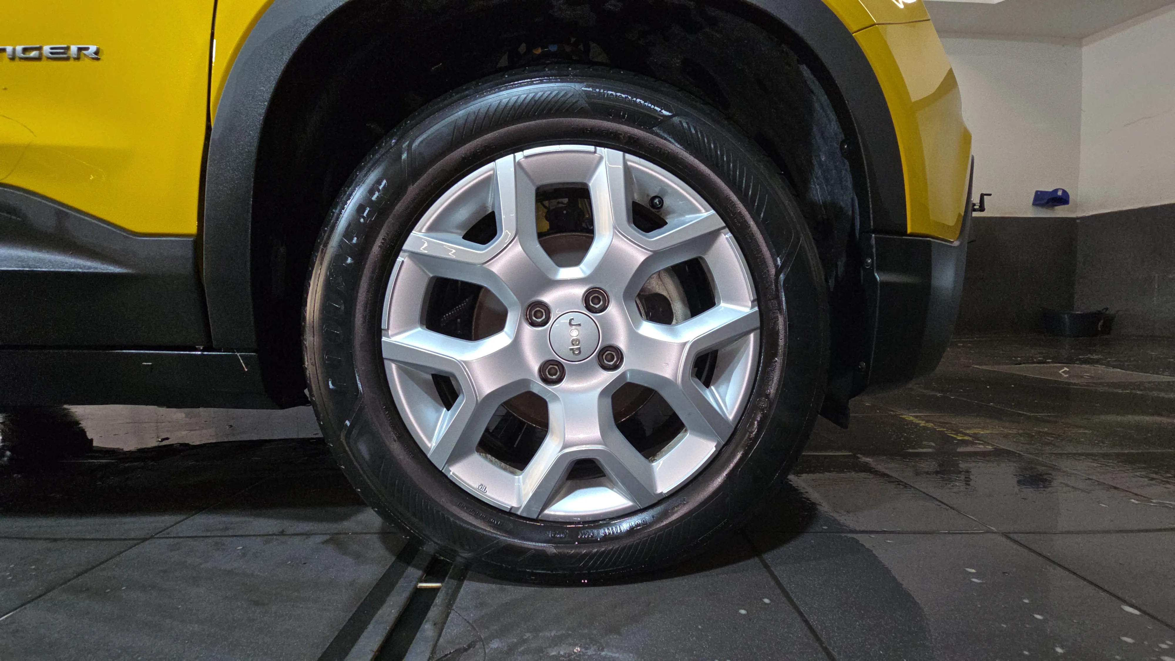 Jeep Avenger 1.2 G Altitude - foto 23