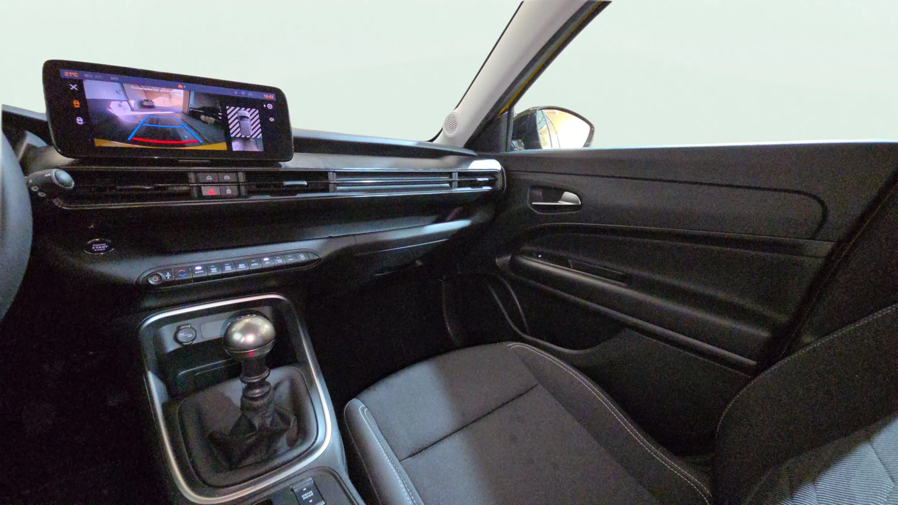 Jeep Avenger 1.2 G Altitude - foto 14