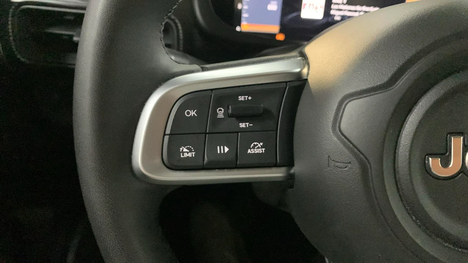 Jeep Avenger 1.2 G Altitude - foto 14
