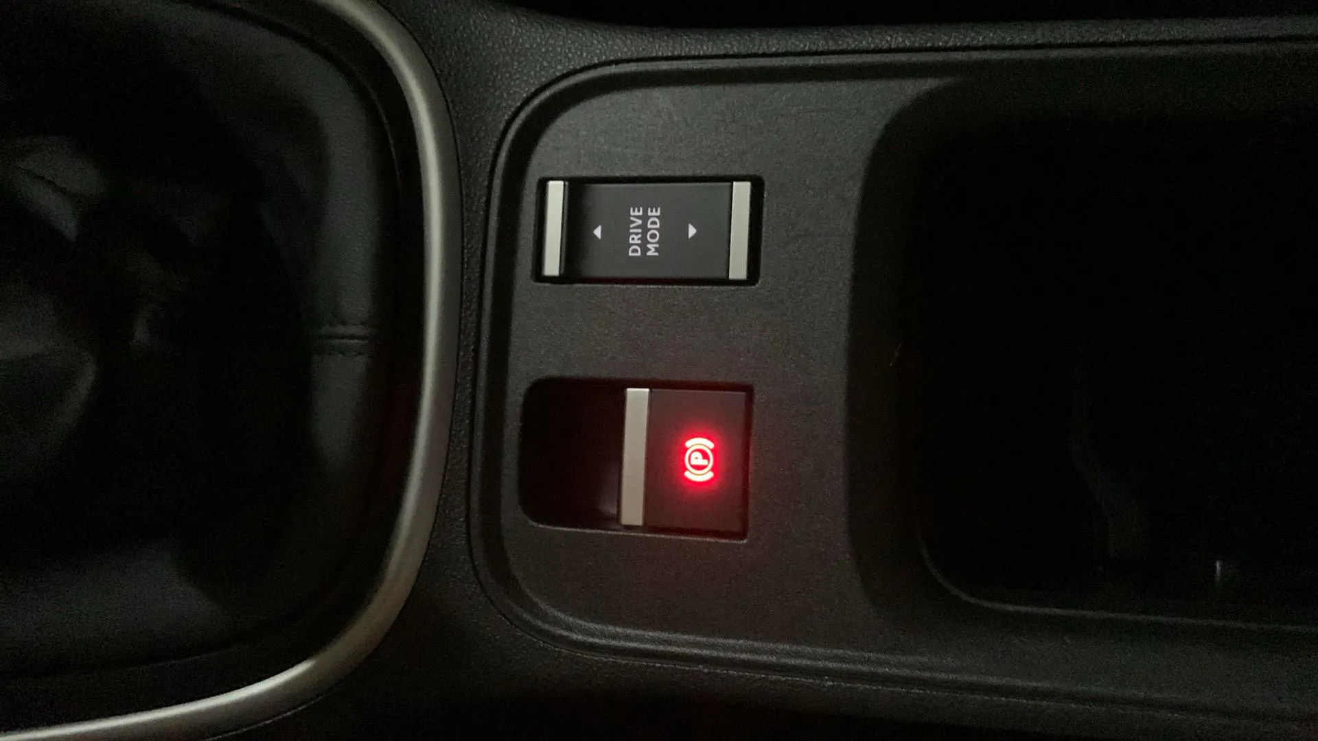 Jeep Avenger 1.2 G Altitude - foto 18