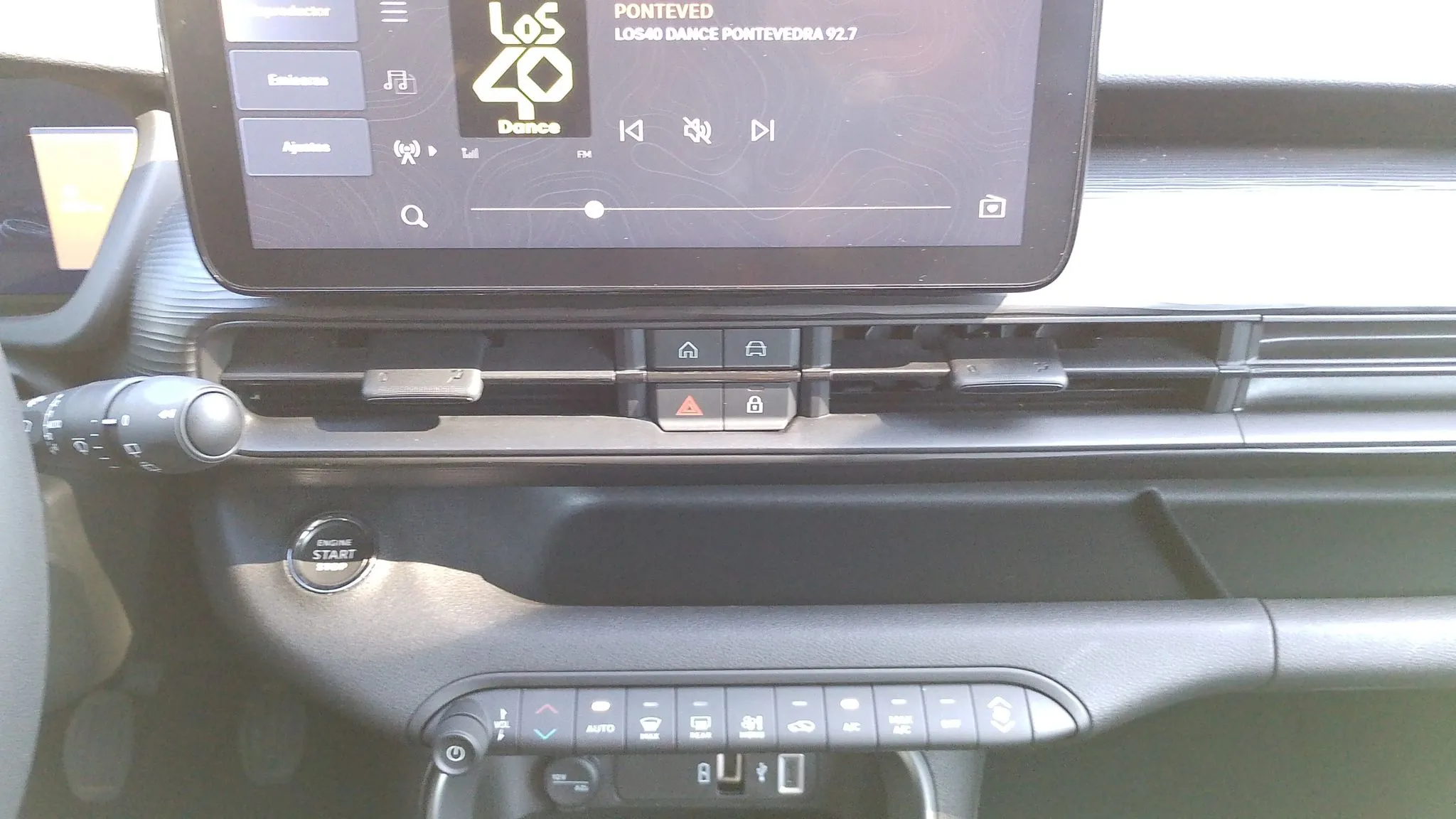 Jeep Avenger 1.2 G Altitude - foto 18