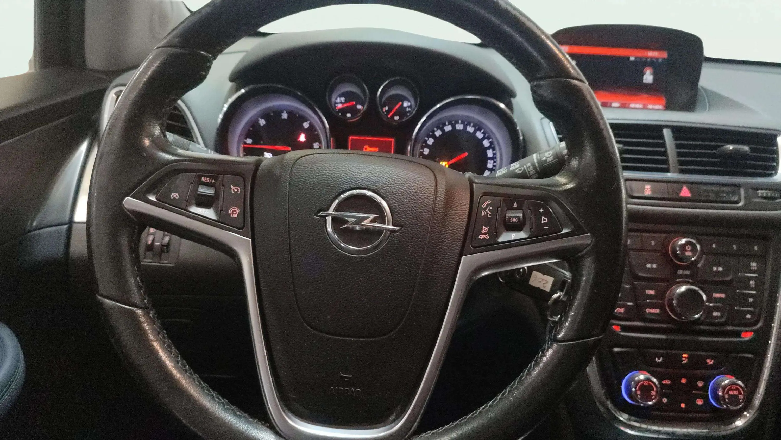 Opel Mokka 1.6 CDTi 4x2 Excellence - foto 9