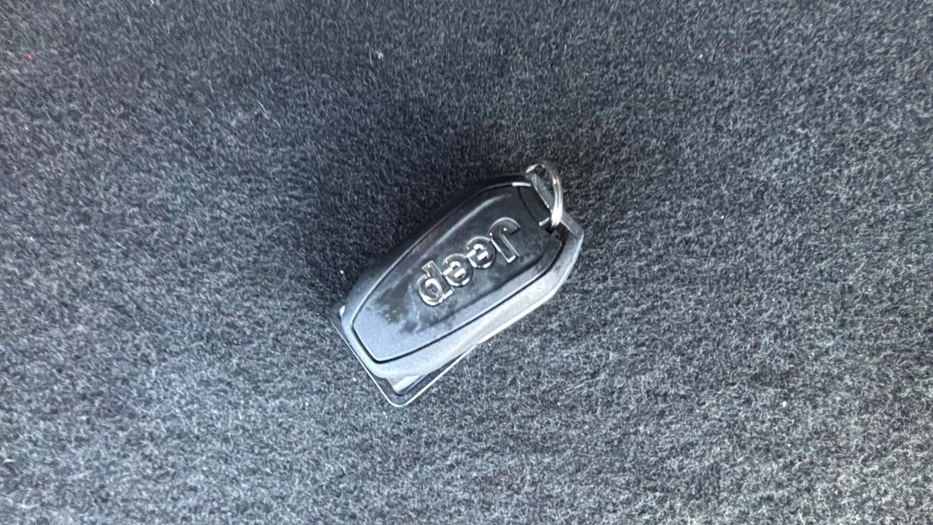 Jeep Avenger 1.2 G Altitude - foto 19