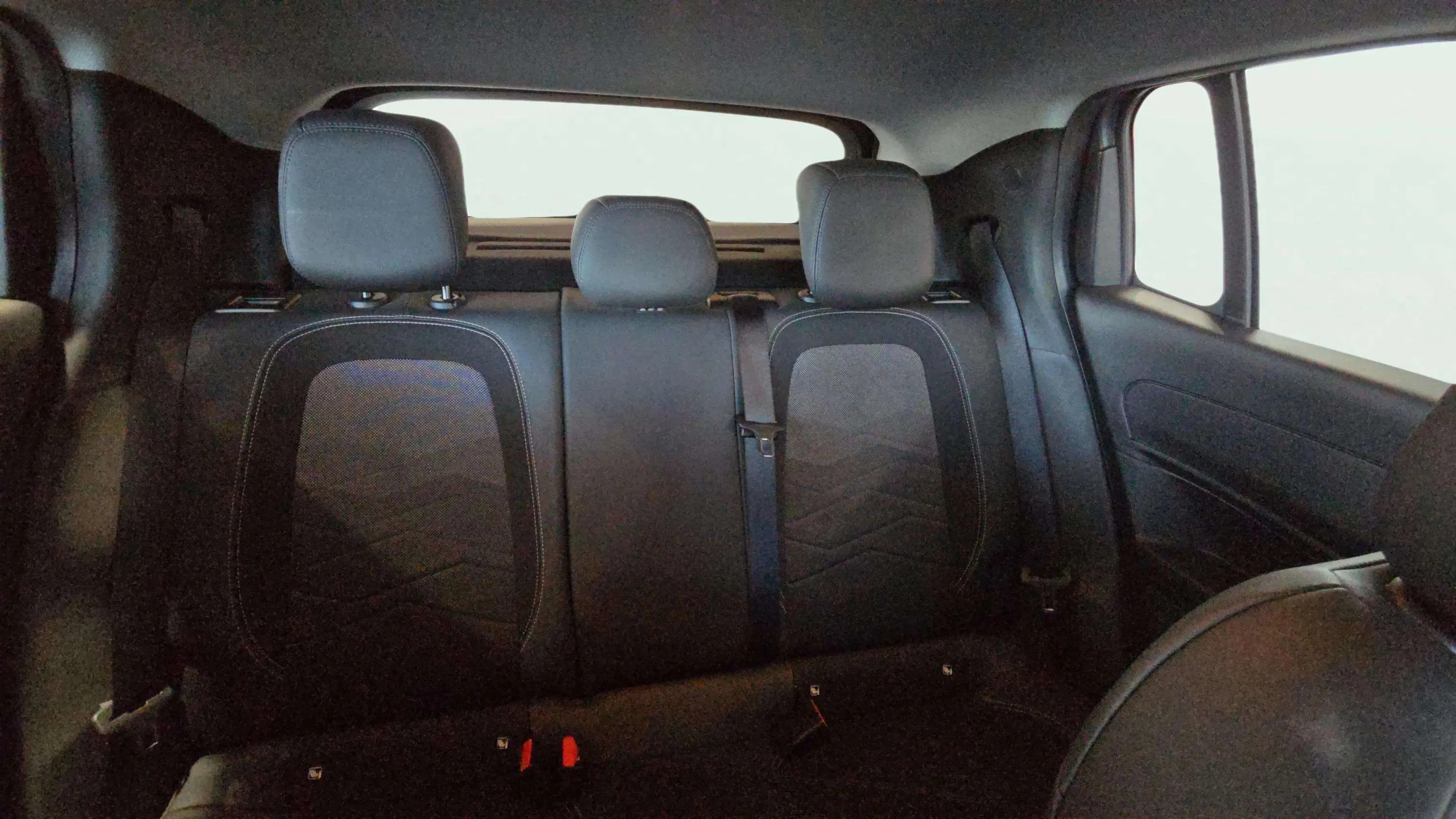 Jeep Avenger 1.2 G Altitude - foto 15