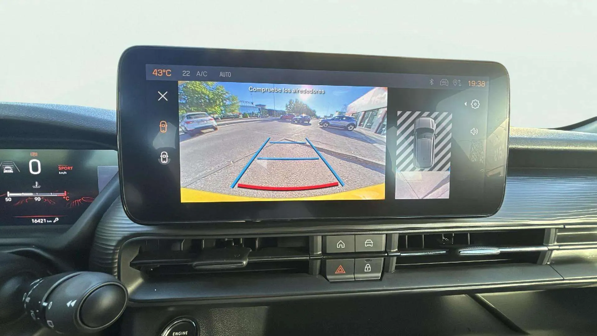 Jeep Avenger 1.2 G Altitude - foto 18