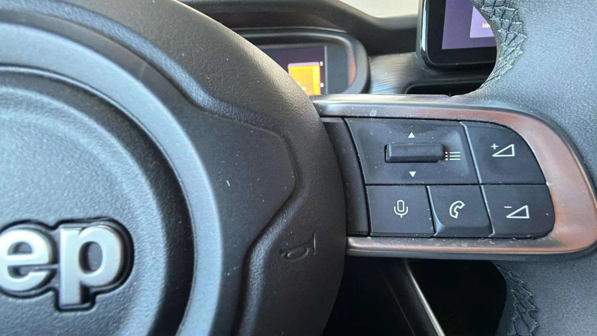 Jeep Avenger 1.2 G Altitude - foto 24