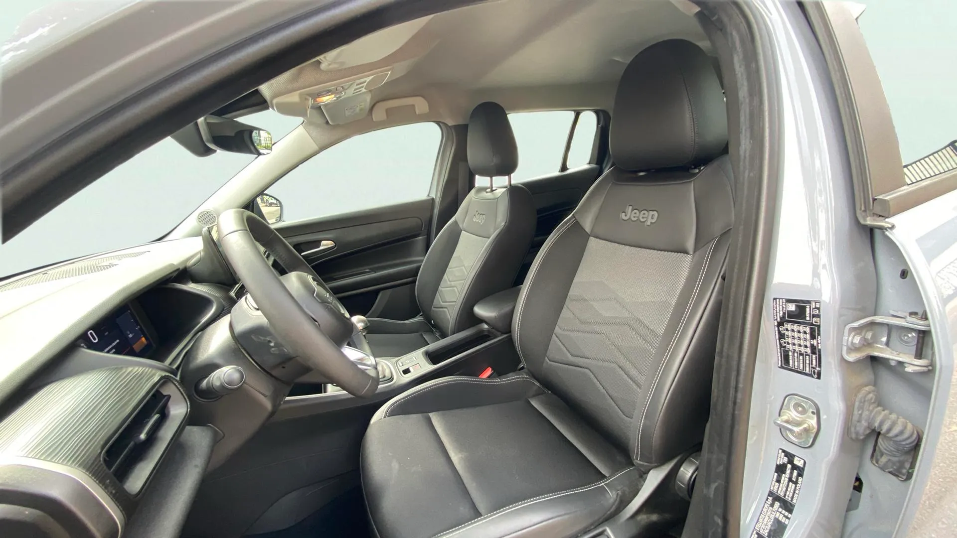 Jeep Avenger 1.2 G Altitude - foto 15