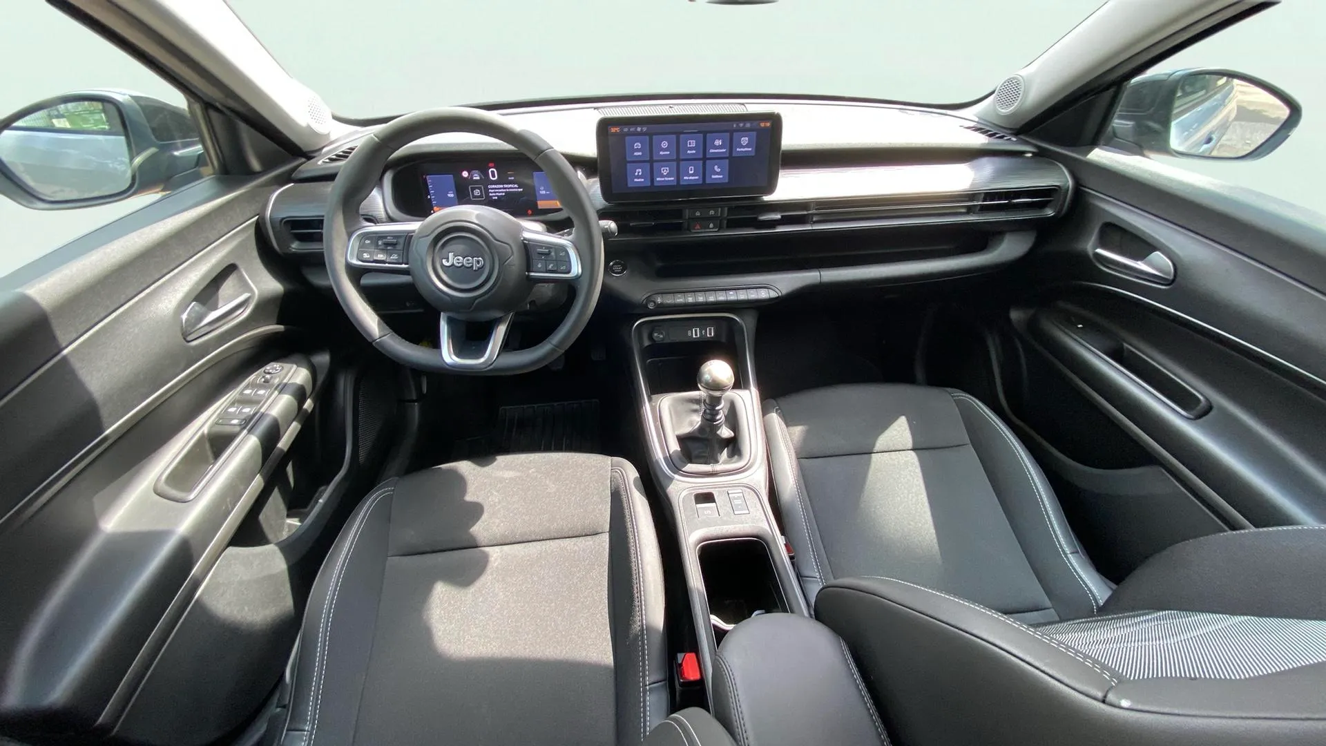 Jeep Avenger 1.2 G Altitude - foto 18