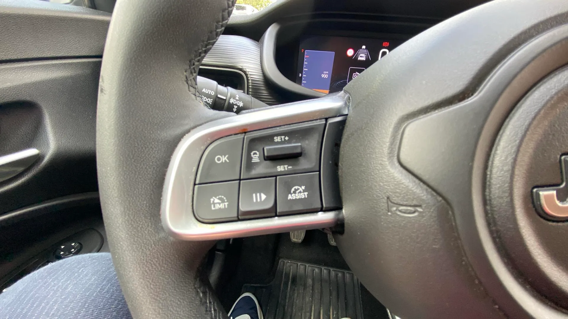 Jeep Avenger 1.2 G Altitude - foto 12