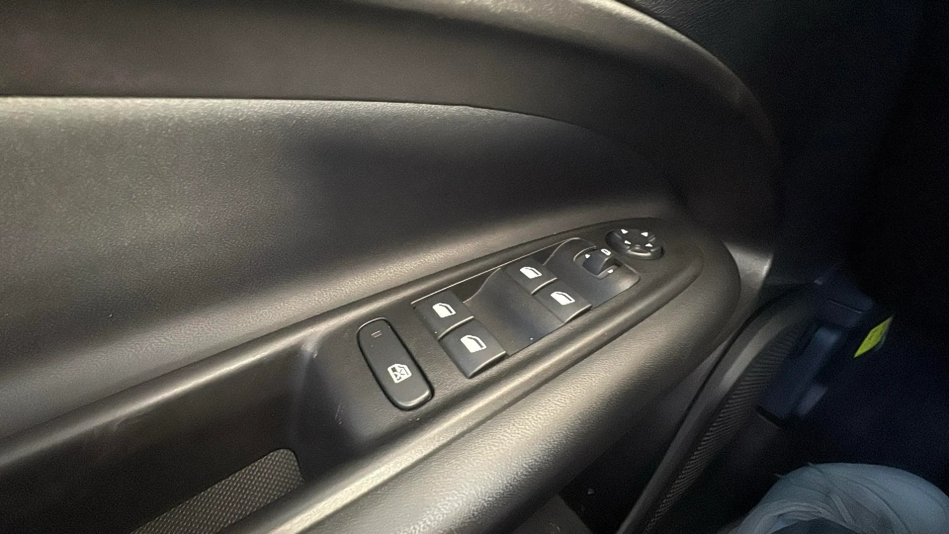 Jeep Avenger 1.2 G Altitude - foto 17