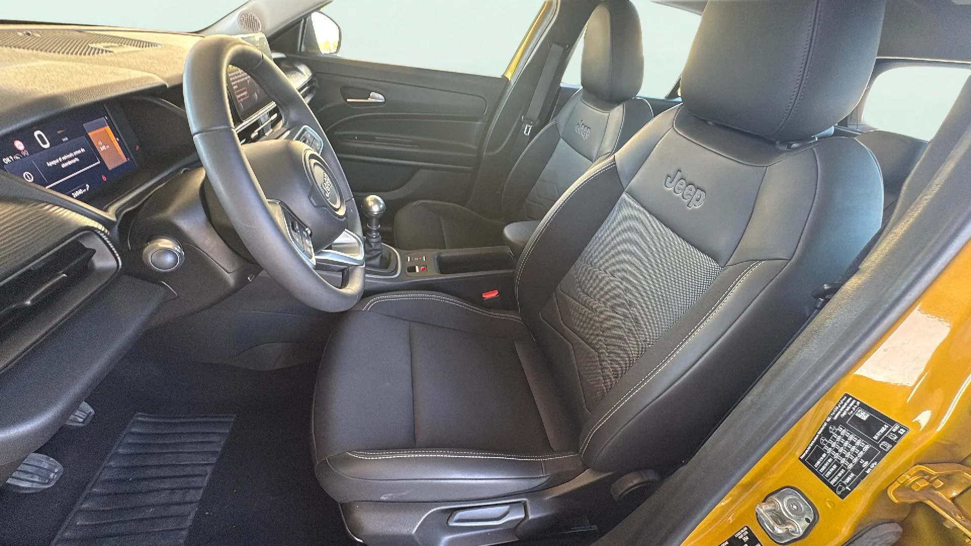 Jeep Avenger 1.2 G Altitude - foto 26