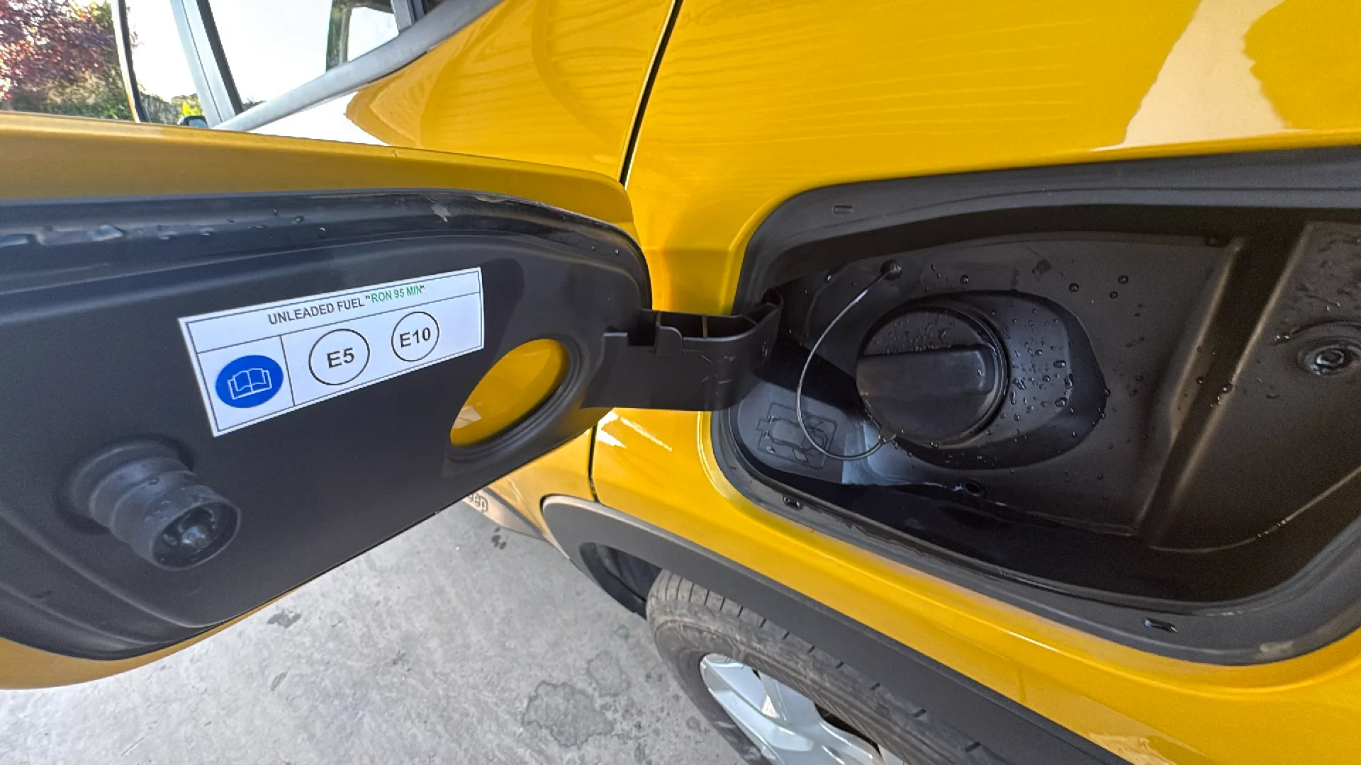 Jeep Avenger 1.2 G Altitude - foto 29