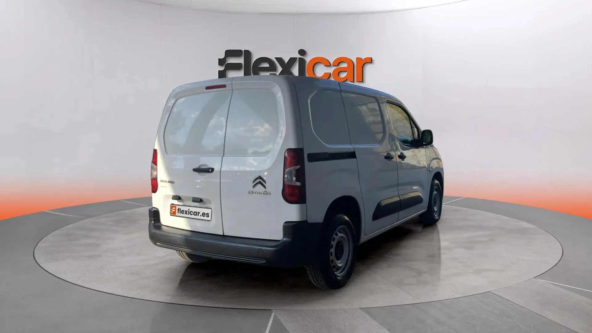 Citroën Berlingo Furgon 1.5 BlueHDi 100 M L1 - foto 8