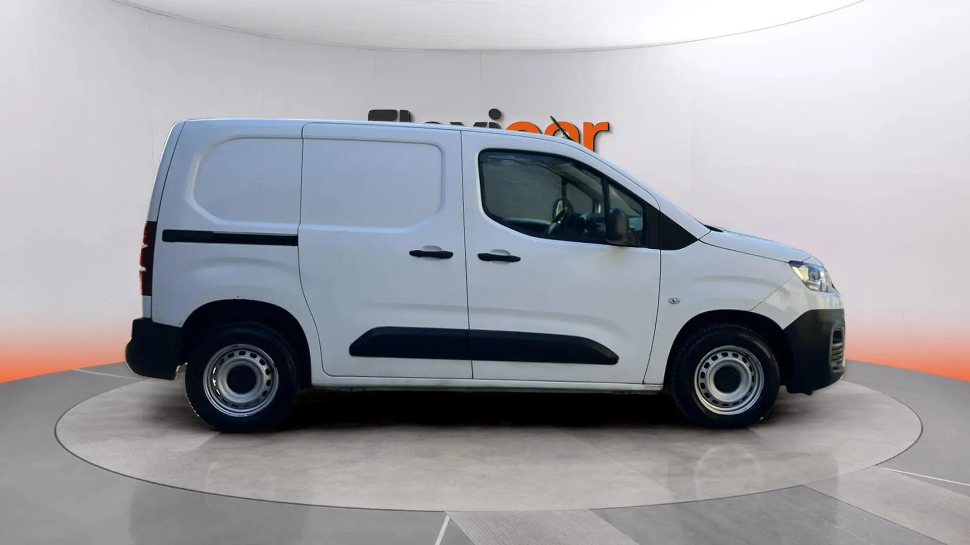 Citroën Berlingo Furgon 1.5 BlueHDi 100 M L1 - foto 9